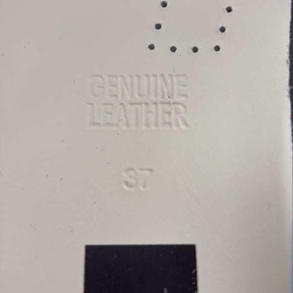 New Golden Goose Navy Mid Star Sneakers - Picture 12 of 16